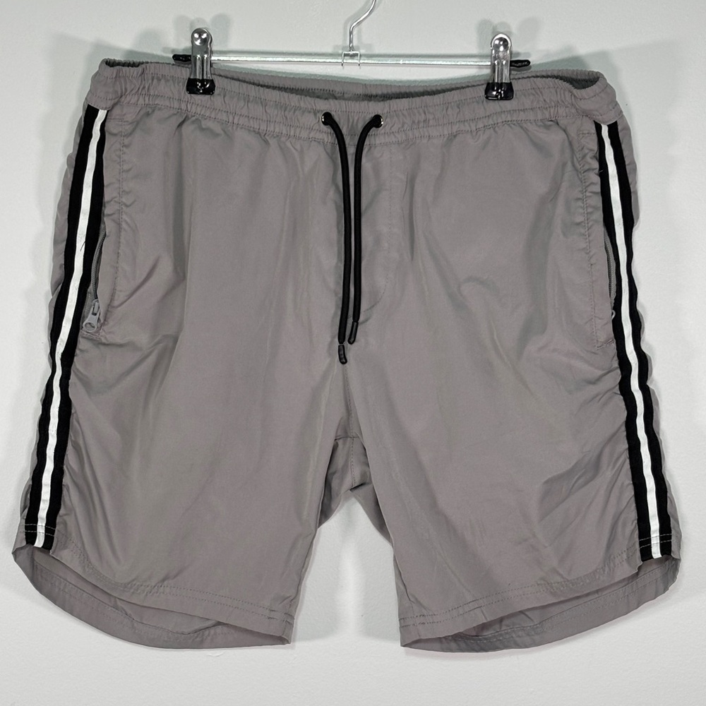 H & M Divided Shorts Adult Color Gray Elastic Waistband Side Zip Pockets Size L